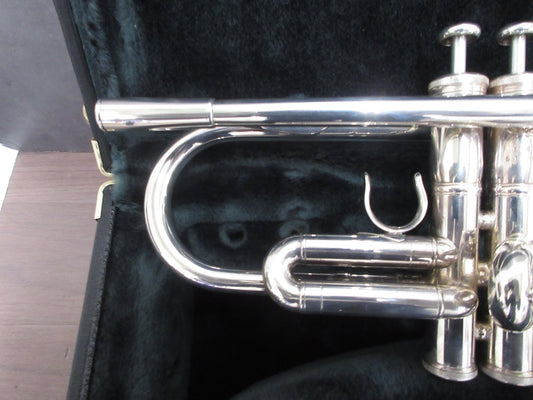 YAMAHA Trumpet Xeno YTR8335G #513851
