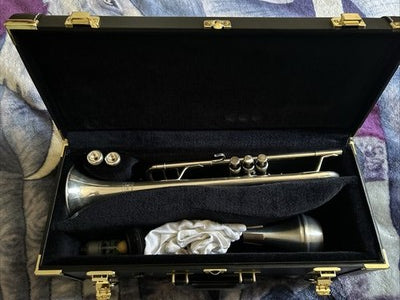 YAMAHA Trumpet Xeno YTR8335UGS