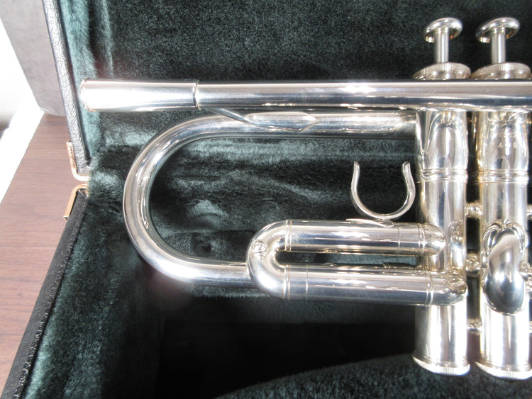 YAMAHA Trumpet Xeno YTR8335G #543879