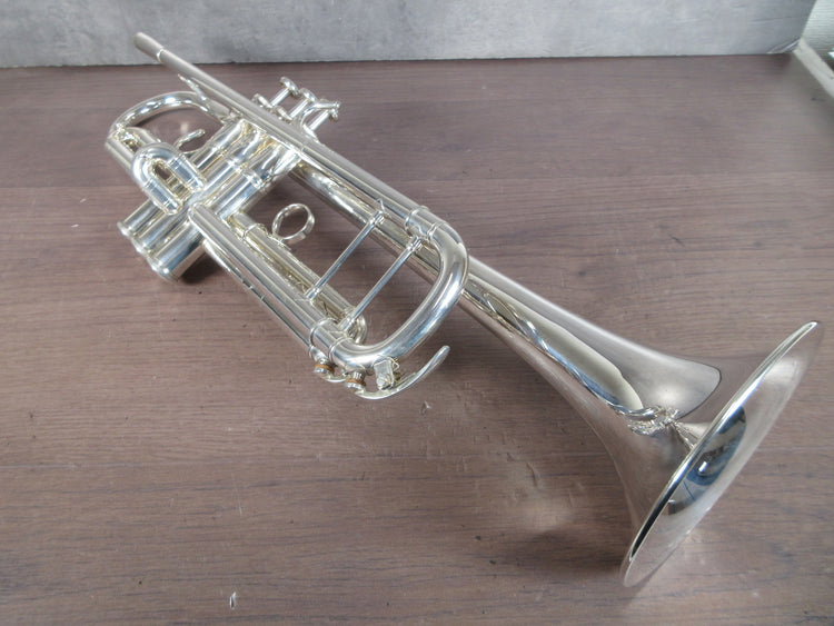 YAMAHA Trumpet Xeno YTR8335G #543879
