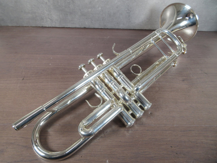 YAMAHA Trumpet Xeno YTR8335G #543879