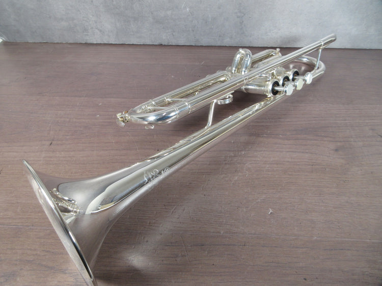 YAMAHA Trumpet Xeno YTR8335G #543879