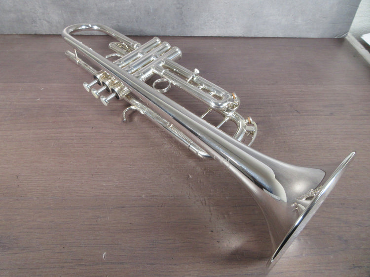 YAMAHA Trumpet Xeno YTR8335G #543879
