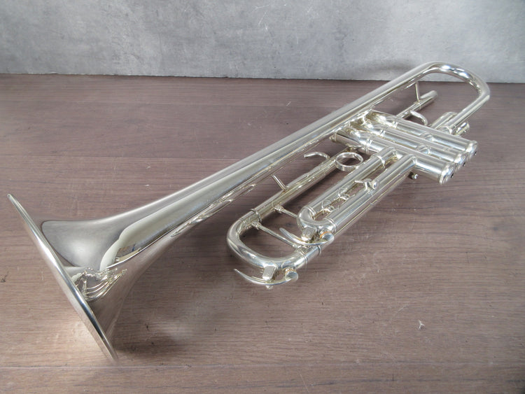 YAMAHA Trumpet Xeno YTR8335G #543879