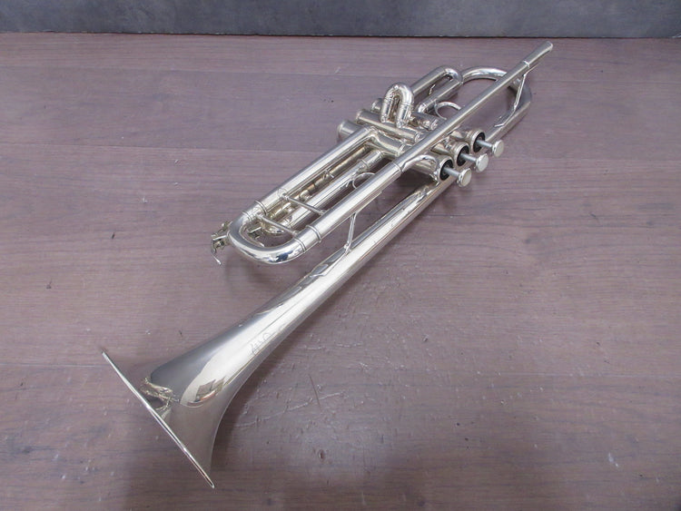 YAMAHA Trumpet Xeno YTR8335G #513851